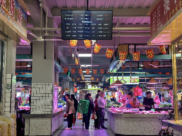 非同寻“场”！龙山镇农贸市场“内卷”出圈获评示范市场