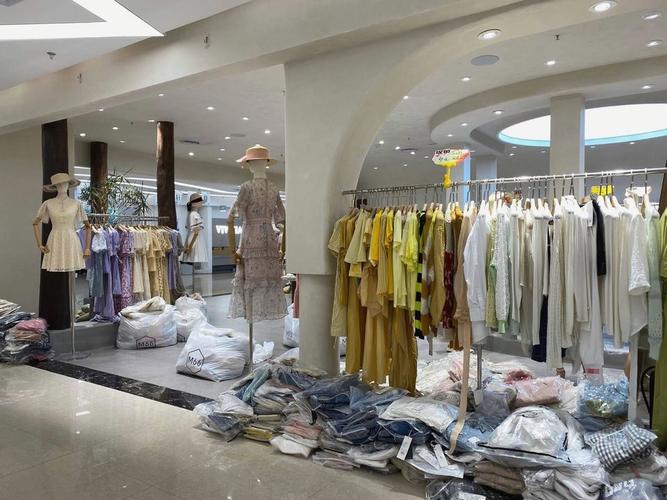 【广州批发服装】地址,电话,路线,周边设施_360地图